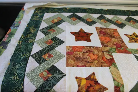 Autumn Applique Quilt, photo 2 of 7