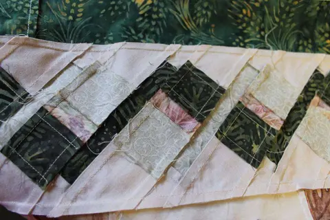 Autumn Applique Quilt, photo 7 of 7