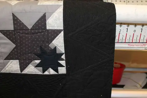 Black and White Beauty Quilt, photo 18 of 31