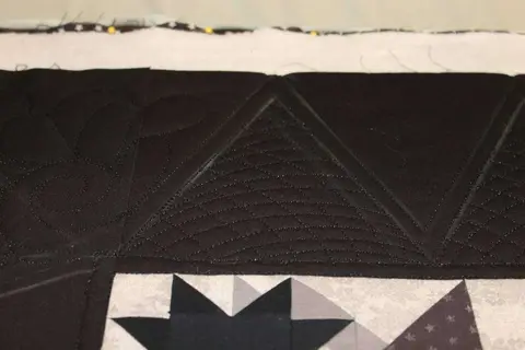 Black and White Beauty Quilt, photo 25 of 31