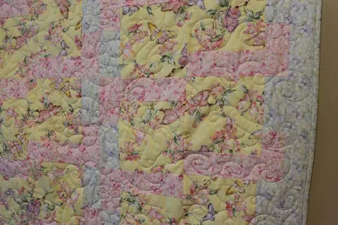 Butterflies In Flight Quilt, photo 3 of 3
