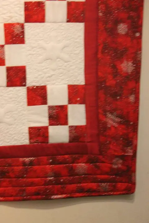 Christmas Nine Patch Quilt, photo 5 of 8