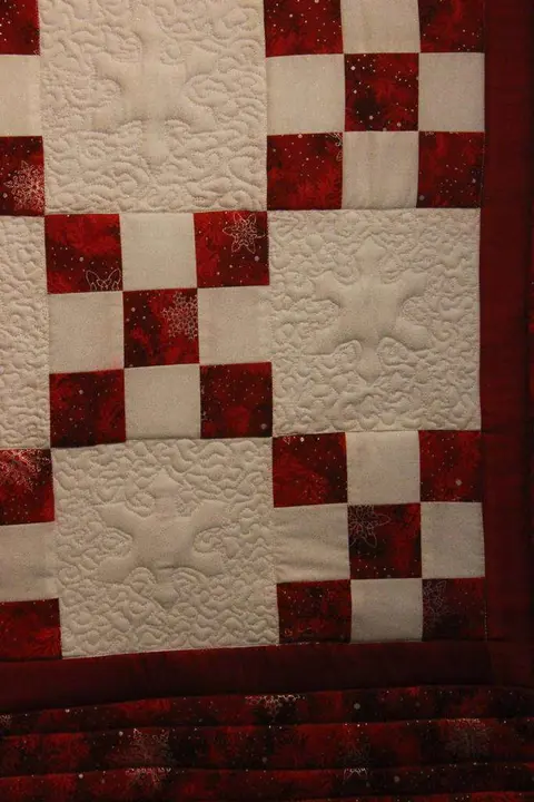 Christmas Nine Patch Quilt, photo 6 of 8