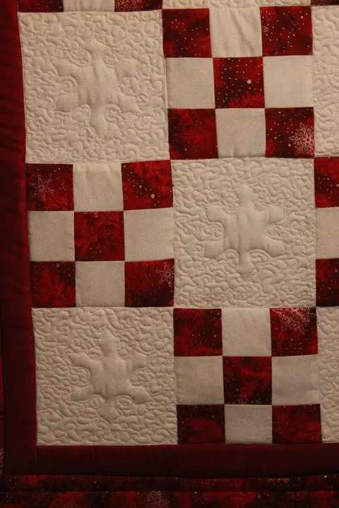 Christmas Nine Patch Quilt, photo 7 of 8