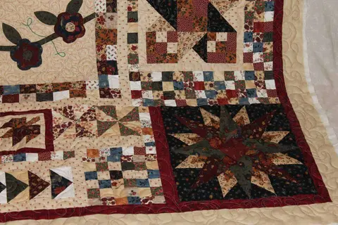 Country Sampler Quilt, photo 9 of 43