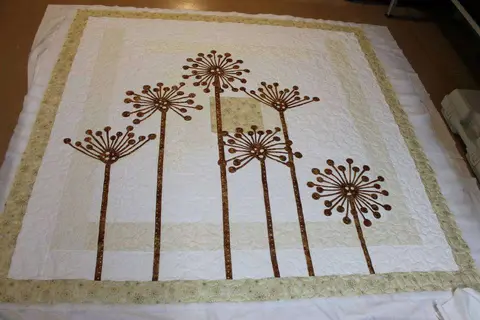 Dandelion Delight Quilt, photo 4 of 20