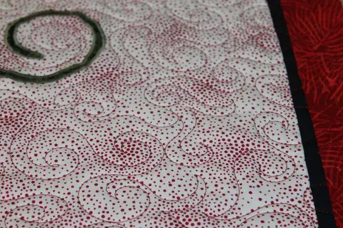 Fancy Point Setter Quilt, photo 8 of 11
