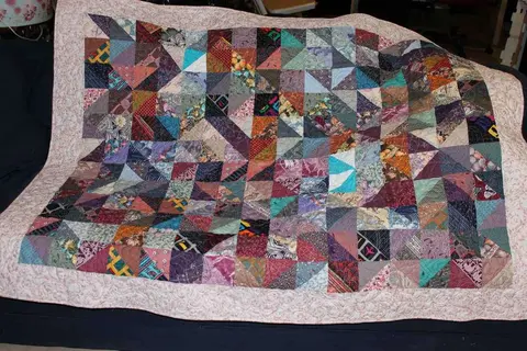 Half Square triangle Quilt, photo 3 of 5
