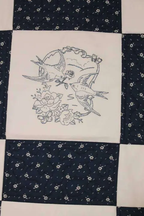 Hand Embroidered Country Quilt, photo 11 of 17