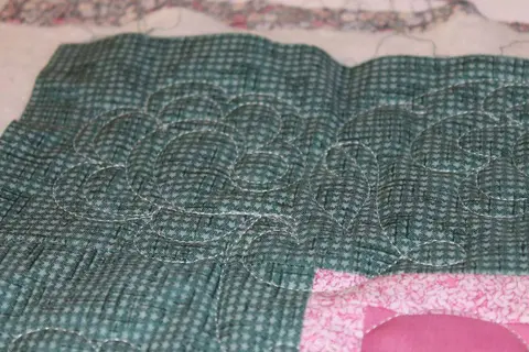 Irish Chain Pink Quilt, photo 9 of 20