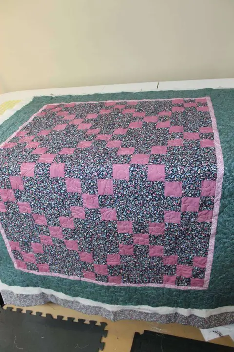 Irish Chain Pink Quilt, photo 13 of 20