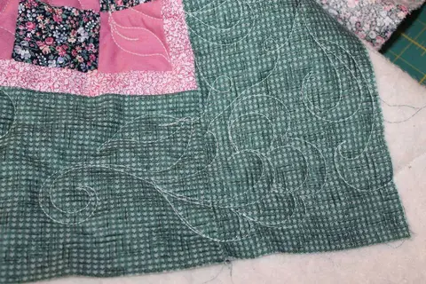Irish Chain Pink Quilt, photo 17 of 20