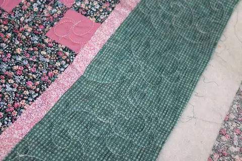 Irish Chain Pink Quilt, photo 18 of 20