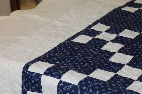 Irish Chain Quilt, photo 11 of 29