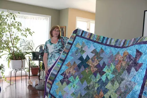 Jigsaw Puzzle Quilts, photo 2 of 2