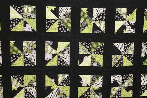 Lime Green Pinwheel Quilt, photo 4 of 16