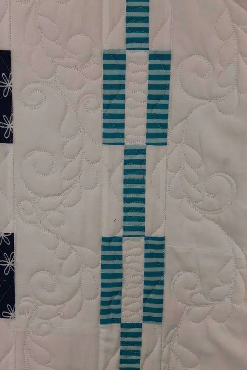 Links by Connecting Threads Quilt, photo 3 of 19