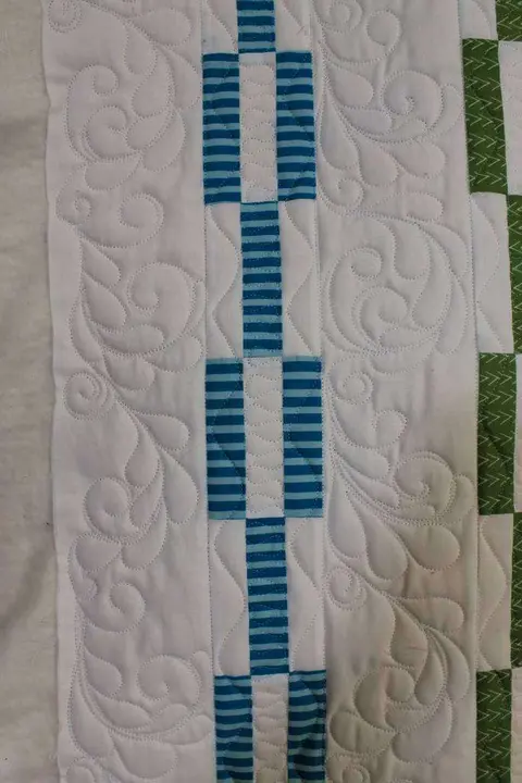 Links by Connecting Threads Quilt, photo 4 of 19