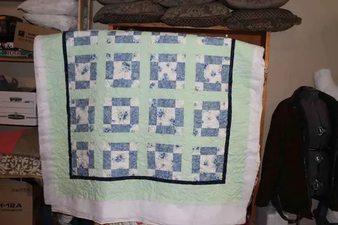 Mint Green Quilt, photo 4 of 11