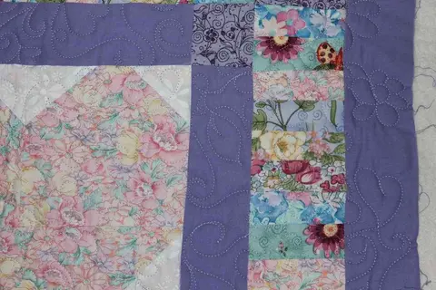 My Hearts Delight Quilt, photo 4 of 11
