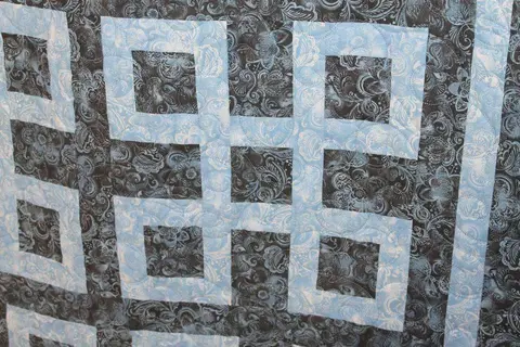 Neoteric Quilt, photo 1 of 21