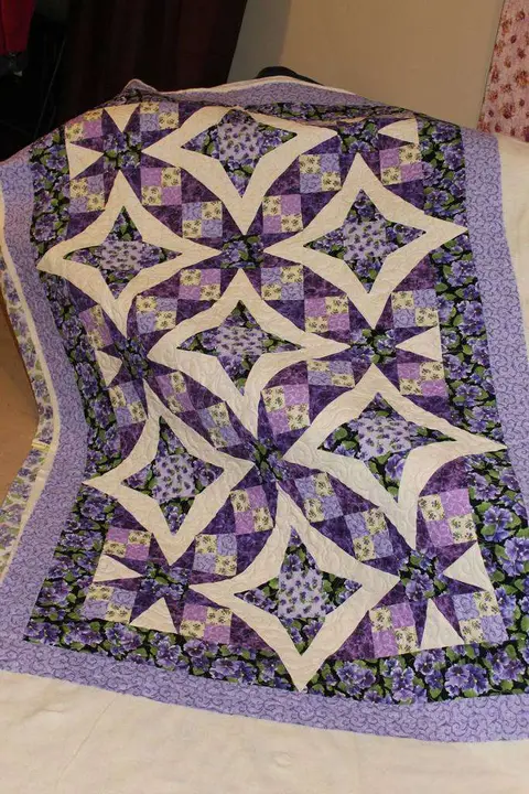 Pansies In Paradise Quilt, photo 14 of 15