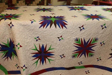 Paper Pieced Stars Quilt, photo 7 of 33