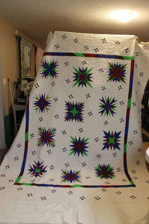 Paper Pieced Stars Quilt, photo 15 of 33