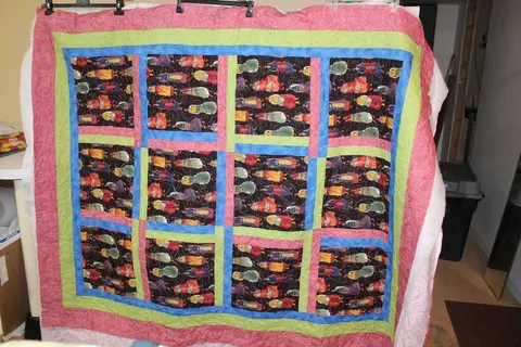 People Quilt, photo 1 of 6