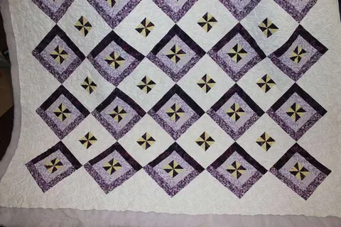Pinwheel Magic Quilt, photo 11 of 12
