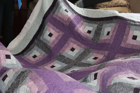 Purple Log Cabin Quilt, photo 5 of 5