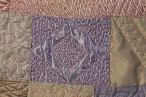 Roses for Shay Quilt, photo 4 of 20
