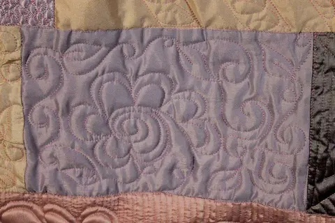 Roses for Shay Quilt, photo 7 of 20