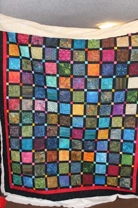 Tiles Quilt, photo 3 of 16
