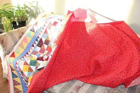 Triangle Bliss Quilt, photo 7 of 12