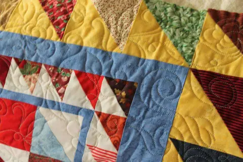 Triangle Bliss Quilt, photo 11 of 12