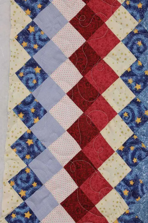 Two Inch Beauty Quilt, photo 6 of 12