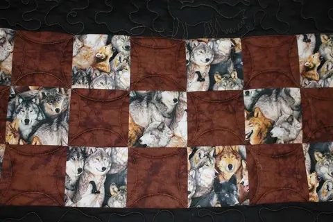 Wolf in the Wild Quilt, photo 6 of 32