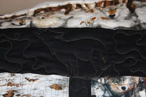 Wolf in the Wild Quilt, photo 8 of 32