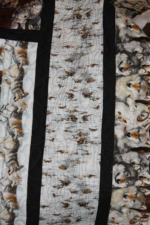 Wolf in the Wild Quilt, photo 11 of 32