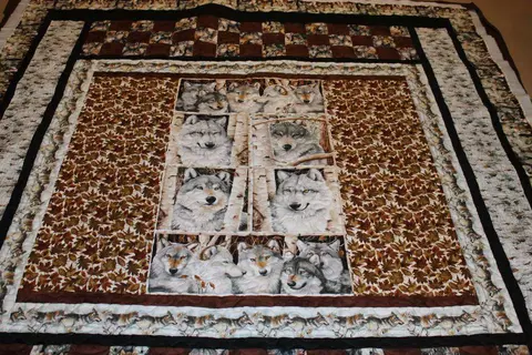 Wolf in the Wild Quilt, photo 16 of 32
